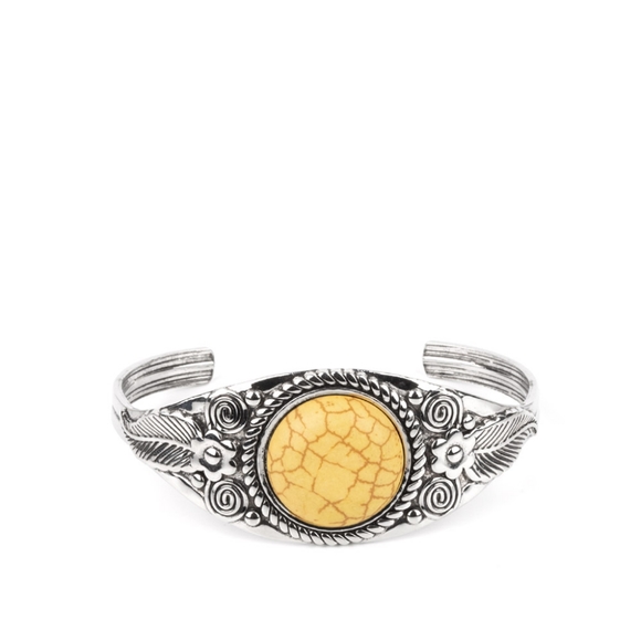 Bracelets - Picture 6 of 10